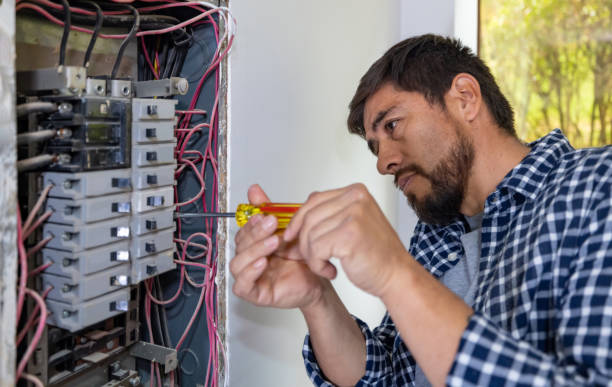 Best Electrical Contractors for Businesses  in Tigard, OR